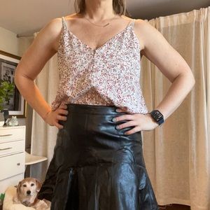 LOFT - Unworn Floral Cami Button Detail 🌸 Size M